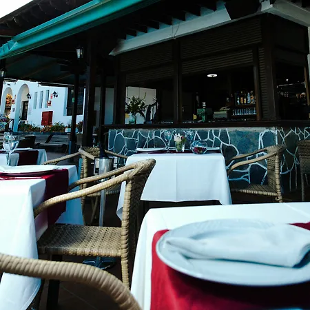 Ona Rosas Apartmanhotel Puerto de Santiago