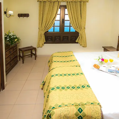 Ona Rosas Apartmanhotel