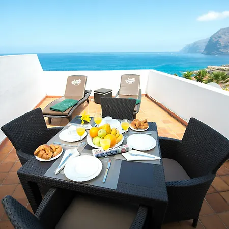 Ona Rosas Puerto de Santiago