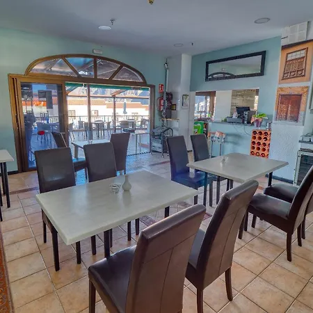 Ona Rosas Apartmanhotel