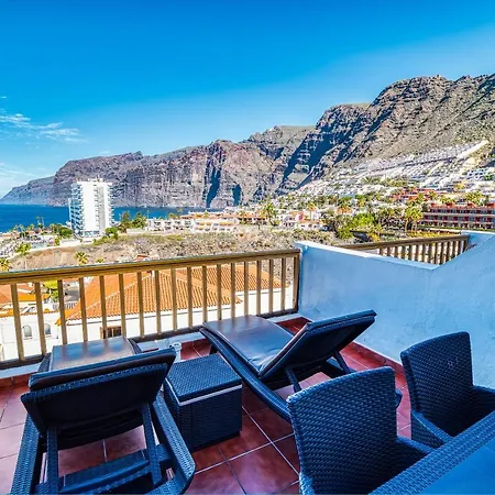 Ona Rosas Puerto de Santiago