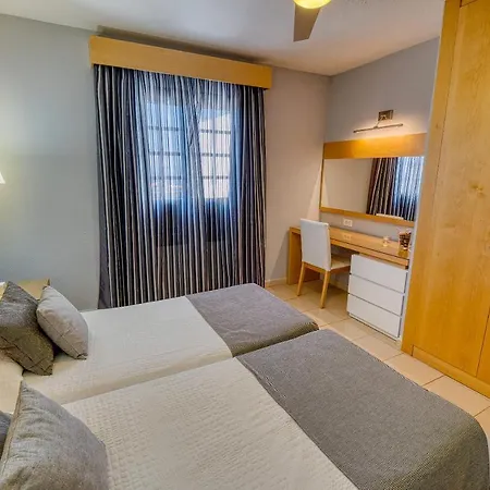 Apartmanhotel Ona Rosas
