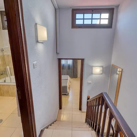 Ona Rosas Appart hôtel 3*