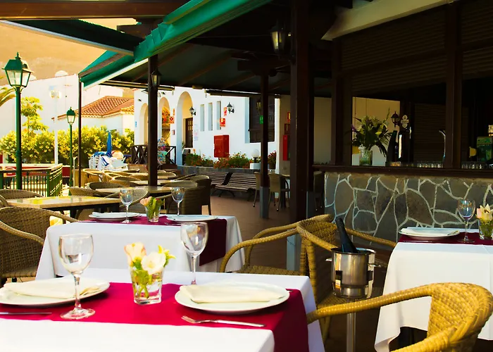 Ona Rosas Aparthotel