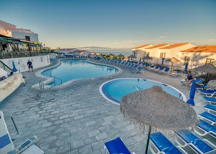 Ona Rosas Aparthotel